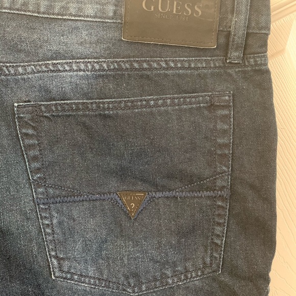 Selling this nice pair of Blue Guess shorts - Picture 3 of 5